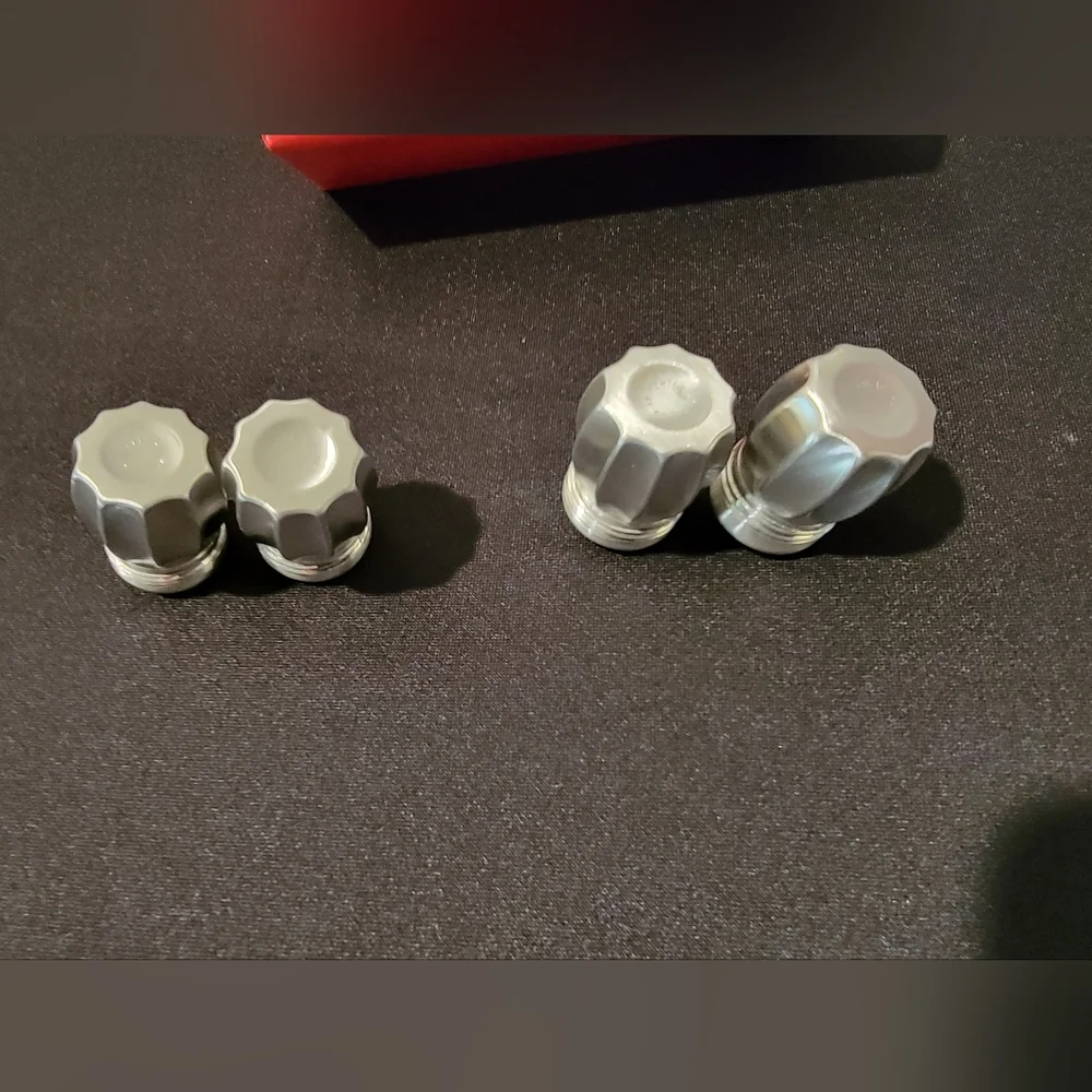 Miniture Pewter Salt & Pepper Shakers‎ 2 pair